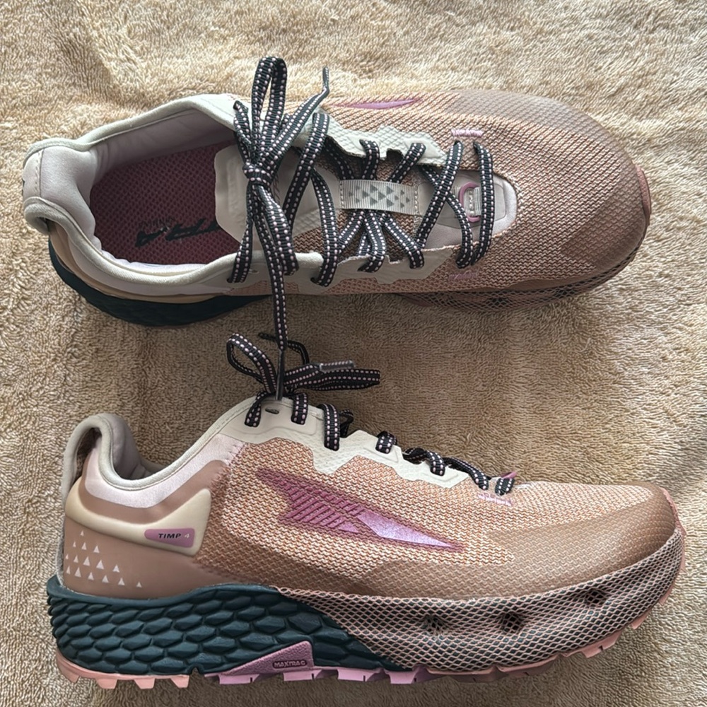 Women’s Altra Timp 4 Running Shoes Size 8.5